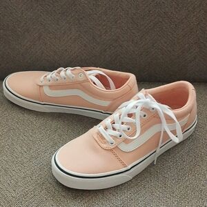 New Women's Vans Ward Canvas Tropical Peach Sneakers, Size 8